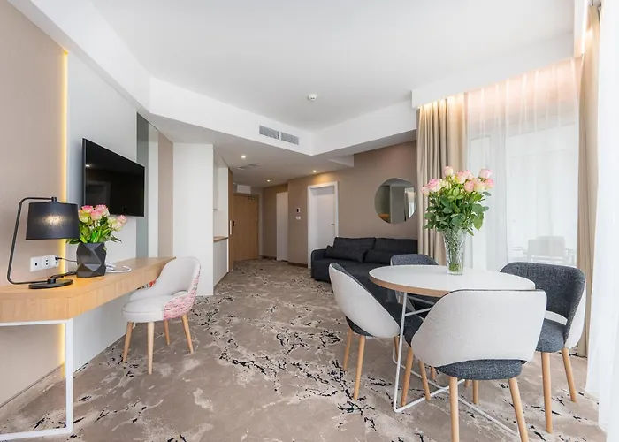 מלון Imperiall & Medispa אוסטרוני מורסקי